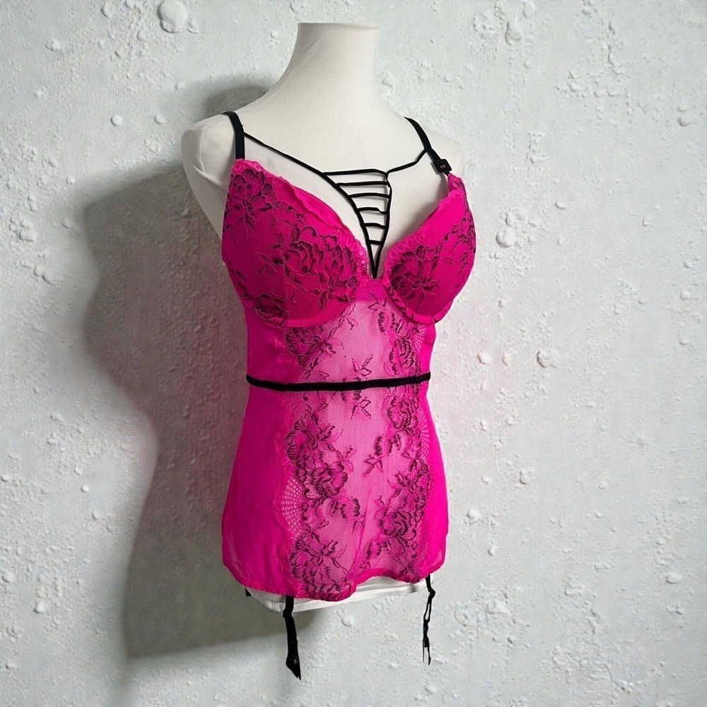 La Senza NWT Hot Pink Lace Corset Lingerie Top with Garters L